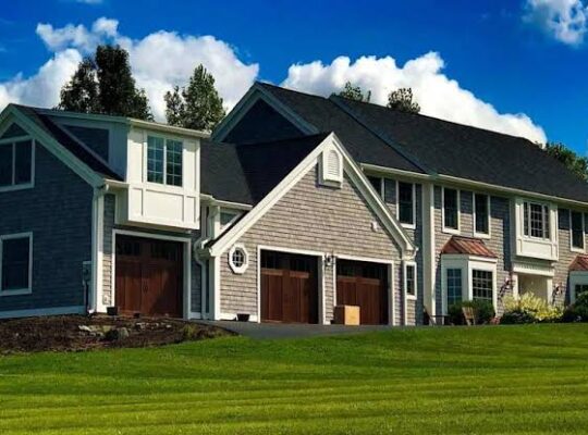 5 Best Roofers in Rochester - Explore dependable roof repairs and full replacements
