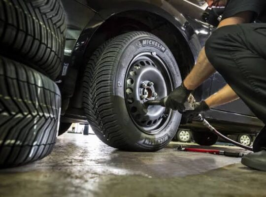 5 Best Tyre Fitters in Manchester - Explore replacement options for worn tyres