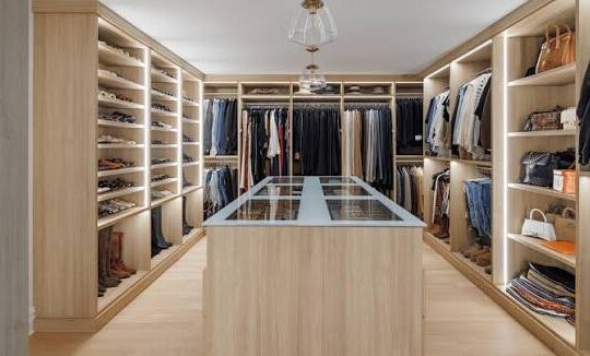 5 Best Closet Designers in Boca Raton - Explore custom storage for organized wardrobes