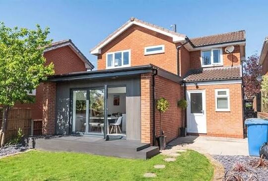 5 Best Extension Builders in Manchester - Find ideas for expanding living space